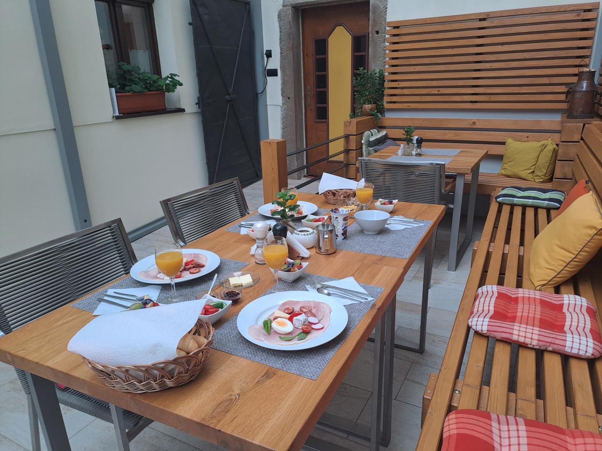 Guest house Ubytovanie U Janusa 2*